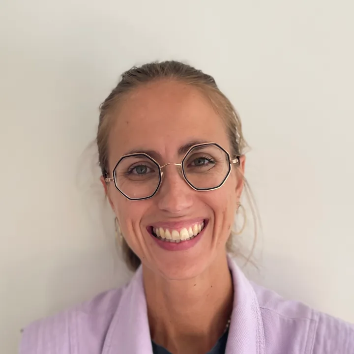 Dr Delphine THYS